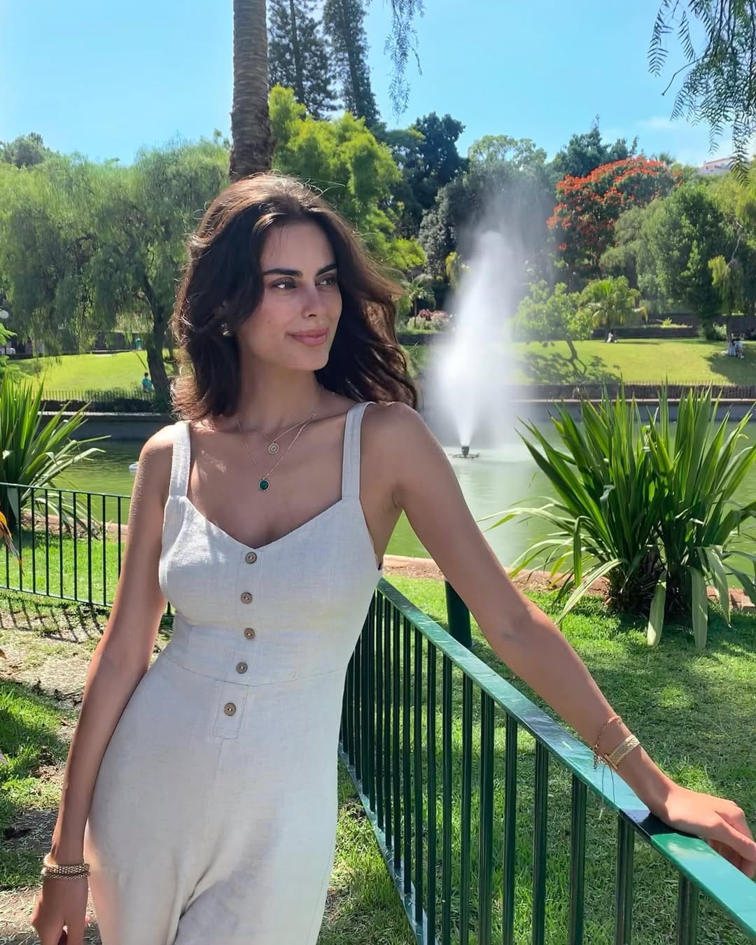 Post 7 by Ophélie Dos Santos on Instagram (carousel)