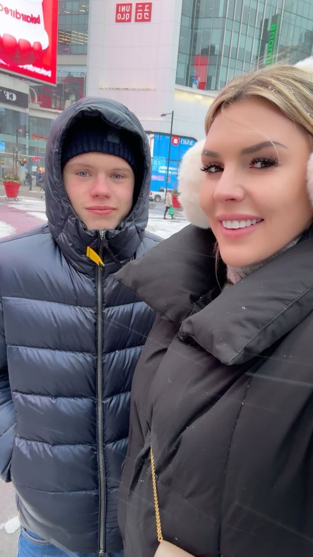 Post 6 by Amélie Neten on Instagram (video)