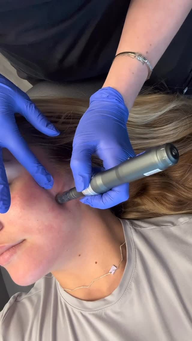 Post 9 by Lauren Paris on Instagram (video)