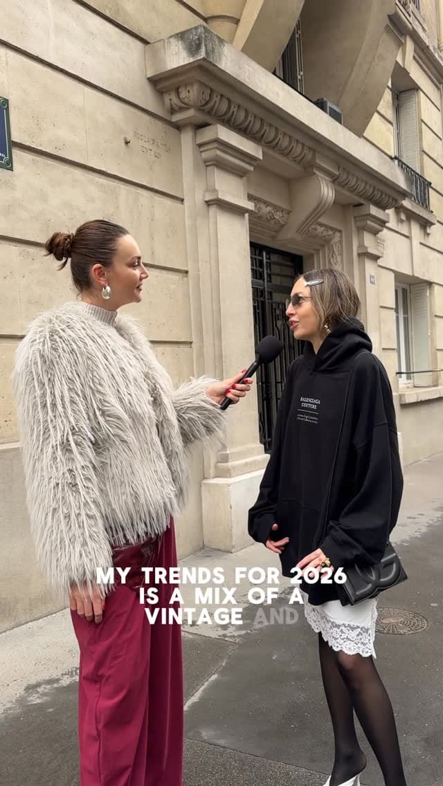 Post 5 by Olesya Senchenko on Instagram (video)