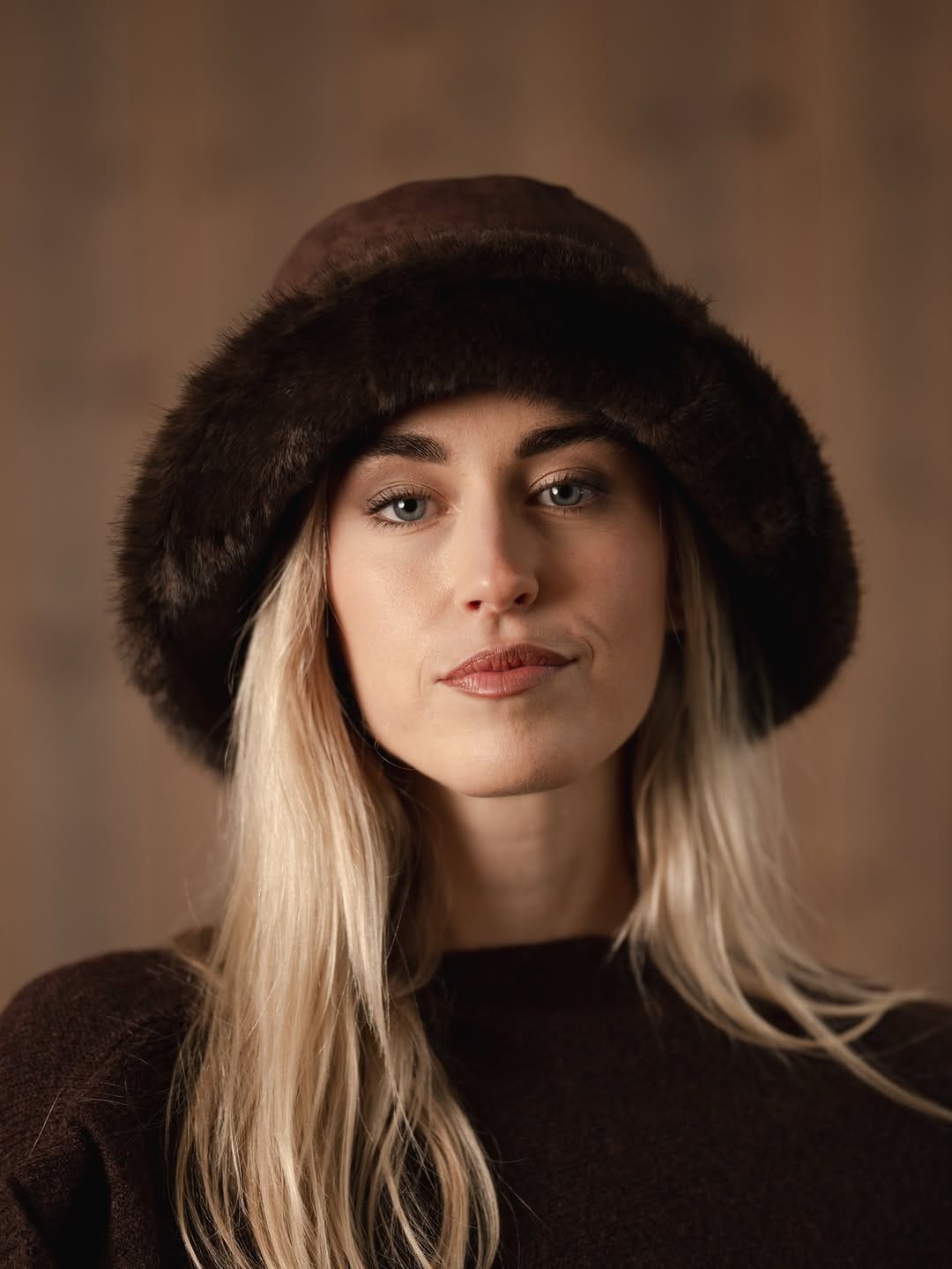 Post 1 by Vêtements de Mode on Instagram (carousel)