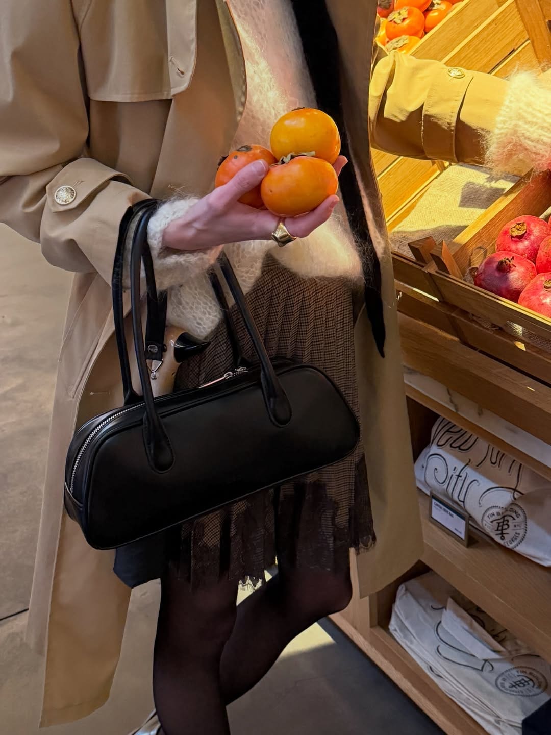 Post 7 by Ana Tess / Fashion Stylist and Creative Consultant on Instagram (carousel)