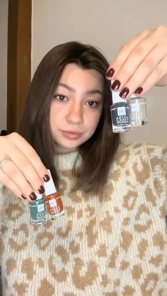 Post 2 by Eye Care Cosmetics on Instagram (video)