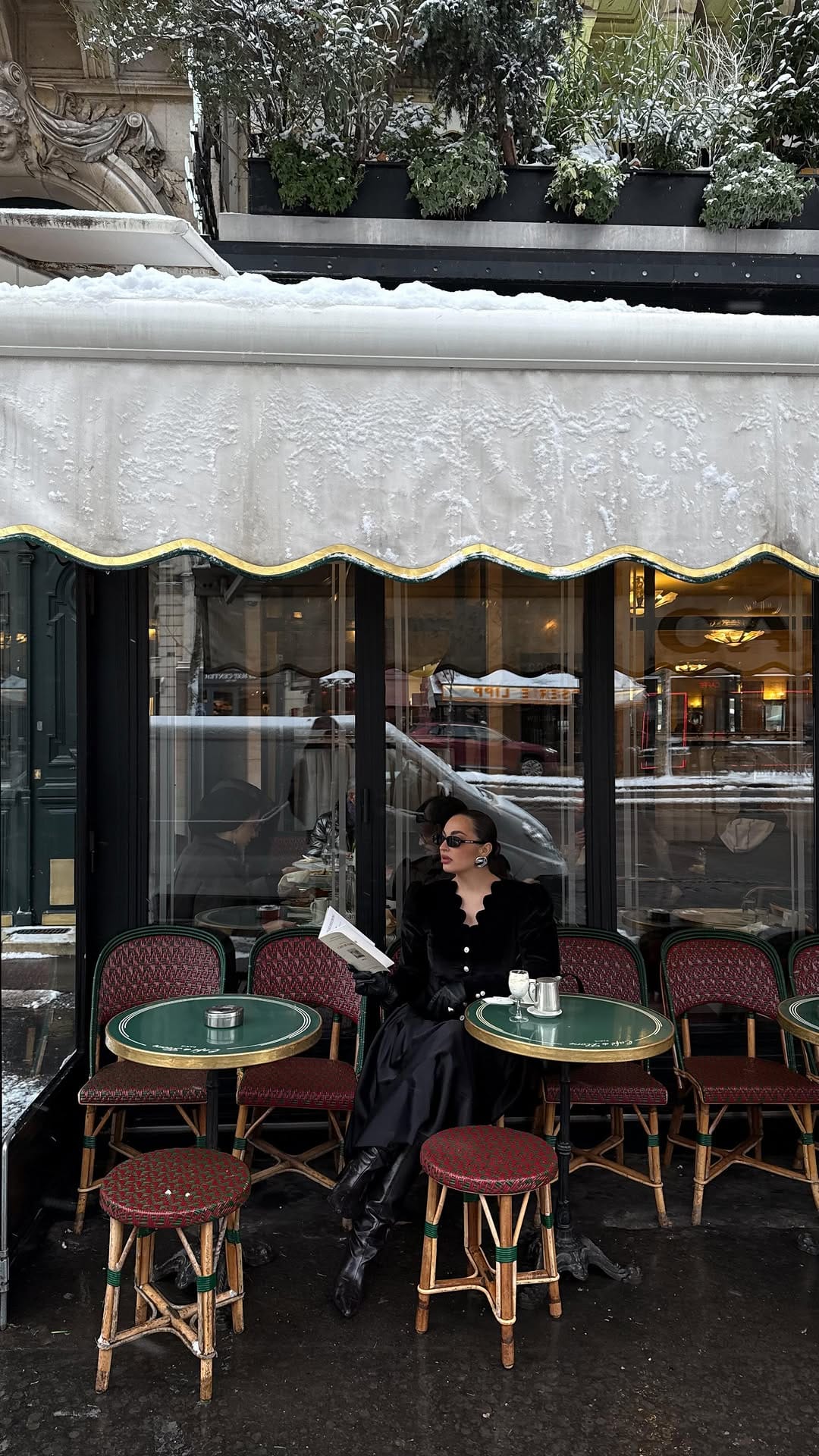 Post 3 by Julie Lamrani- living in Paris and creating a brand LMR 🪡 on Instagram (video)