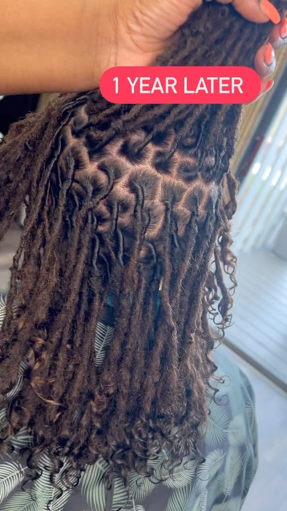 Post 10 by Loc’d in Paris on Instagram (video)