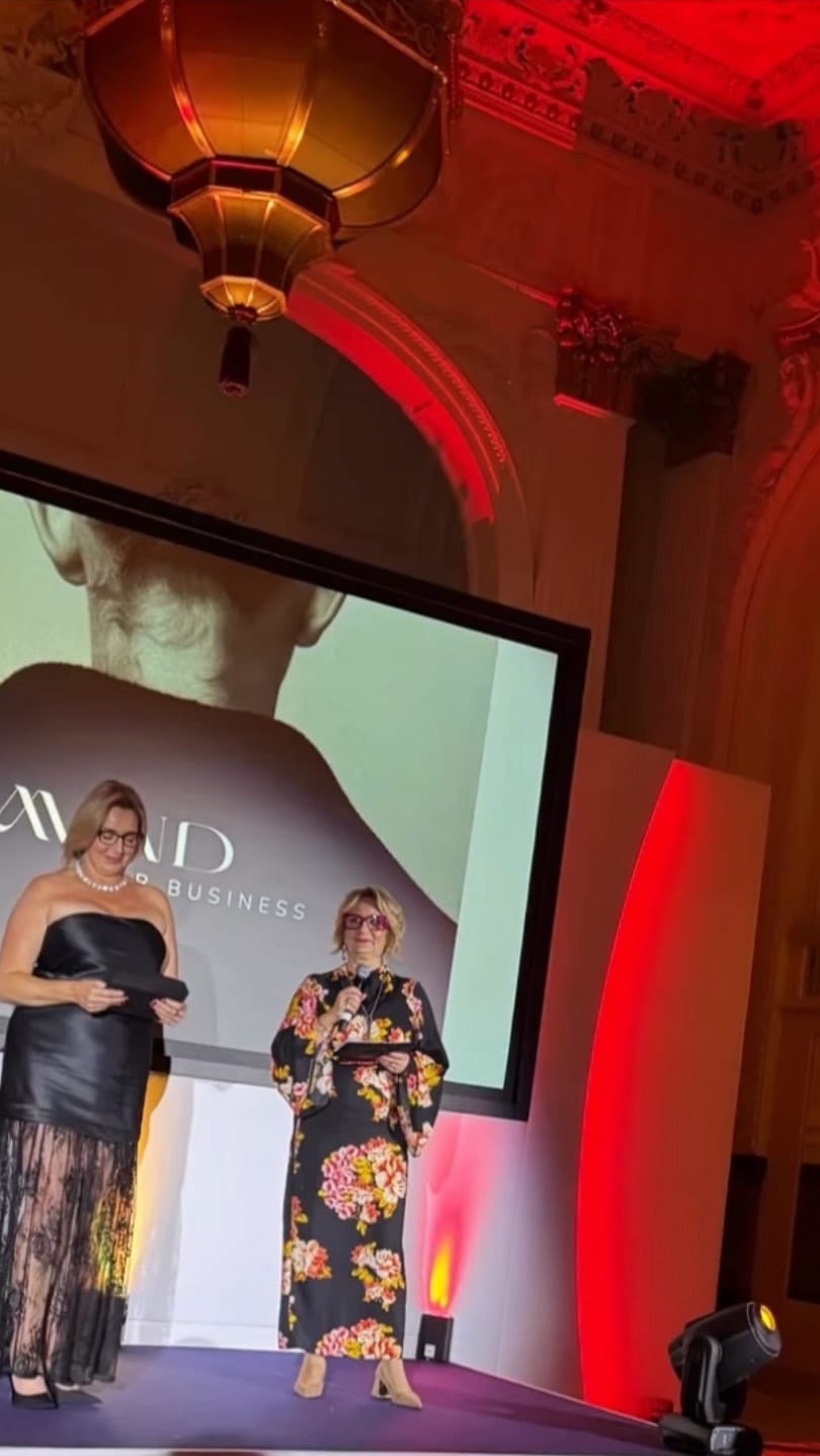 Post 7 by La Biosthetique UK on Instagram (video)