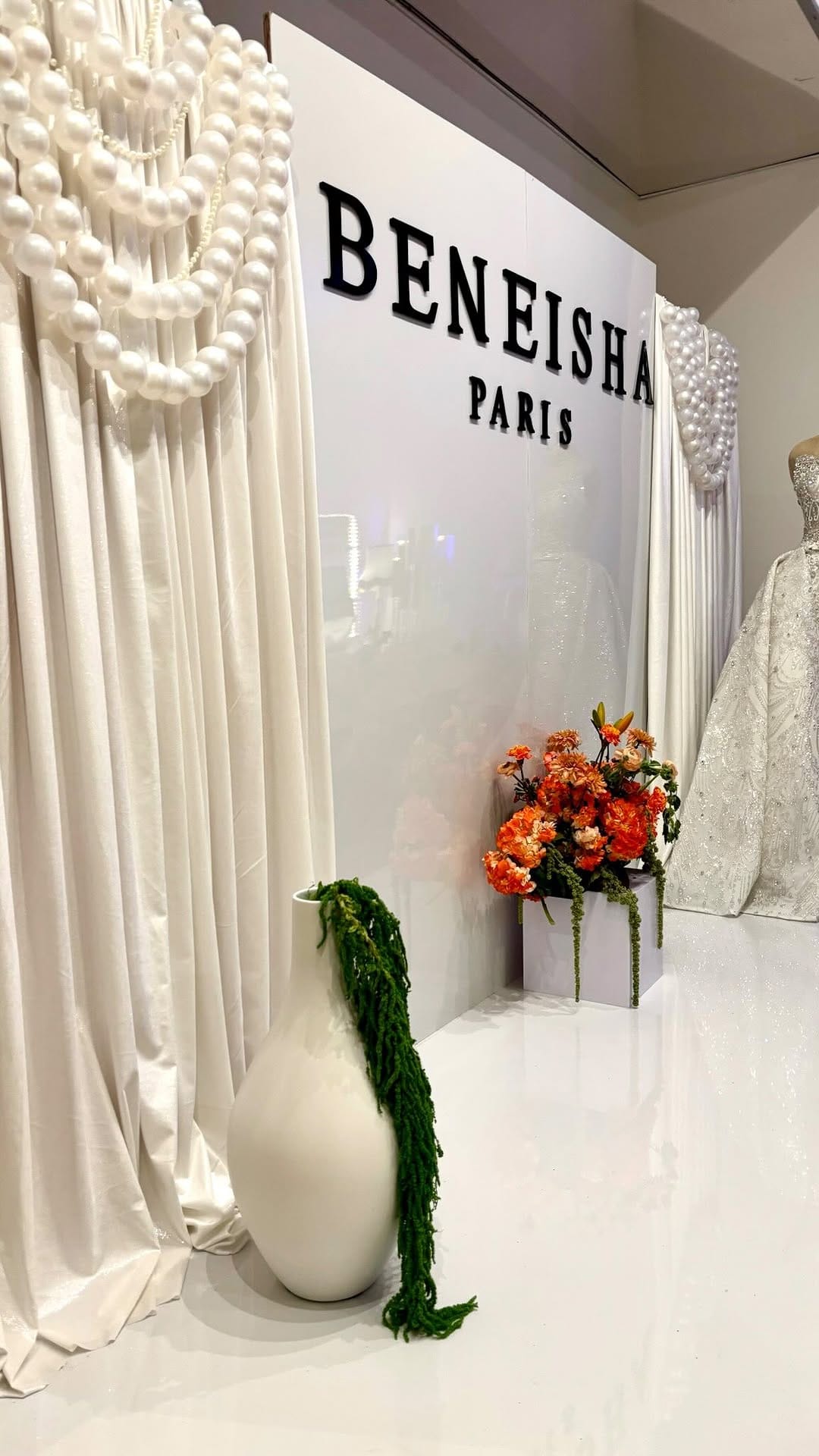 Post 9 by 👗 Robes de mariée | Robes de soirée | Bridal designer ✂️ on Instagram (video)