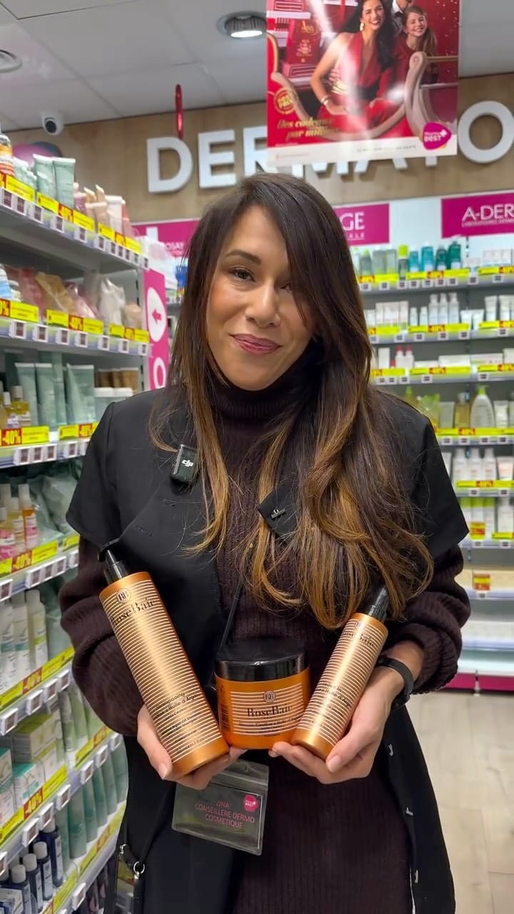 Post 8 by RoseBaie Paris Officiel on Instagram (video)