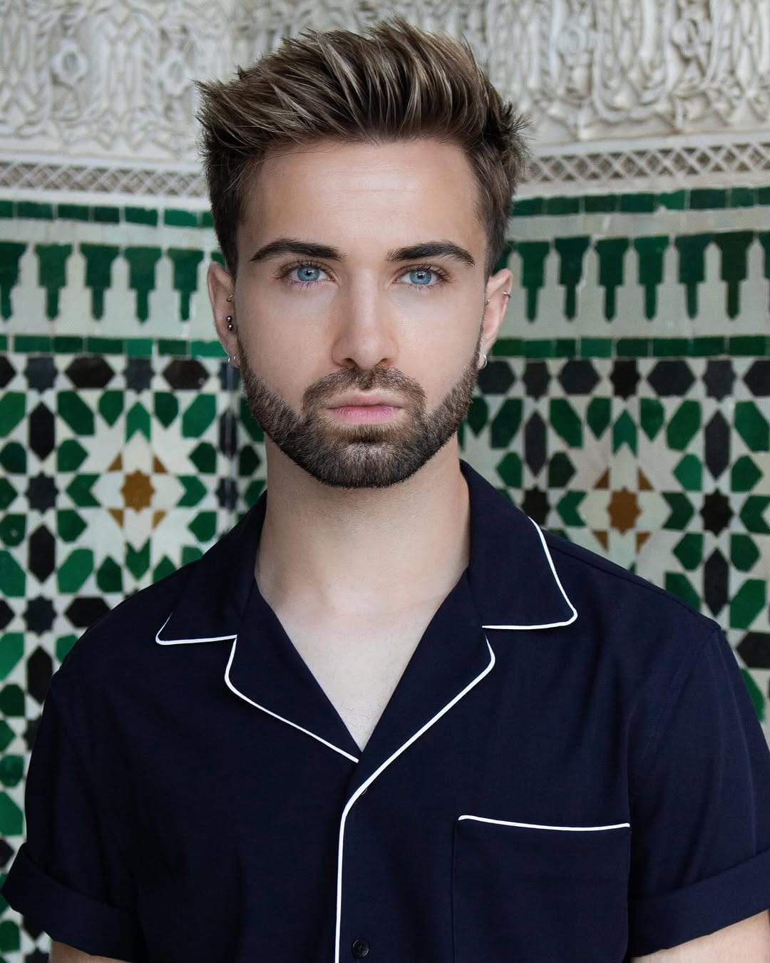 Post 6 by William on Instagram (image)