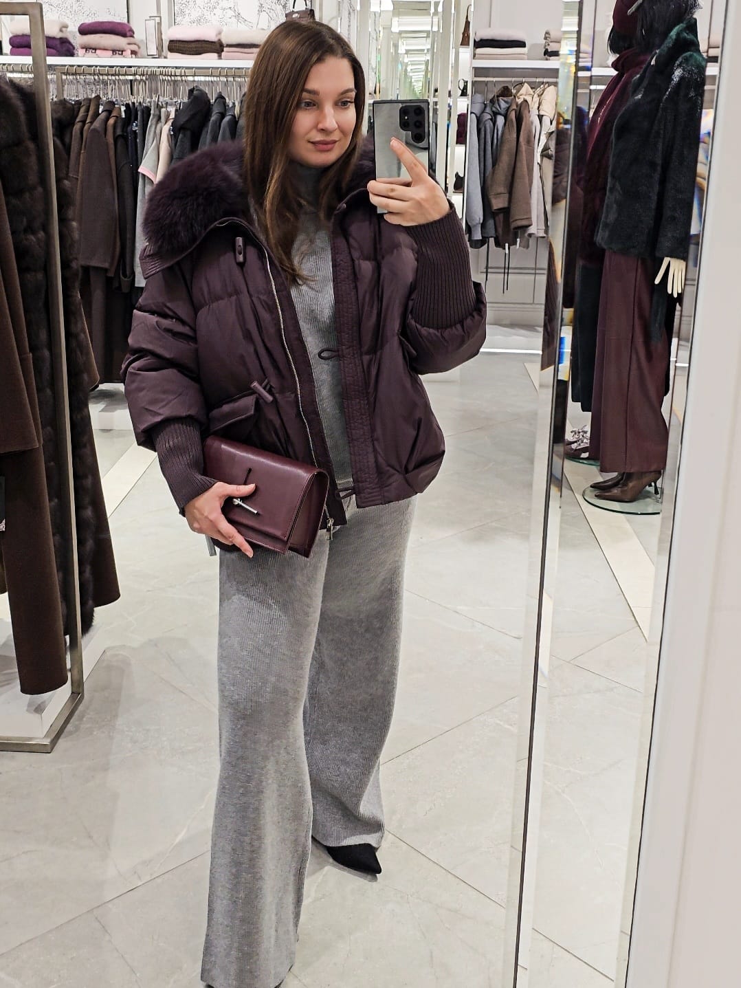 Post 7 by Haine Genți Accesorii | Chișinău on Instagram (video)