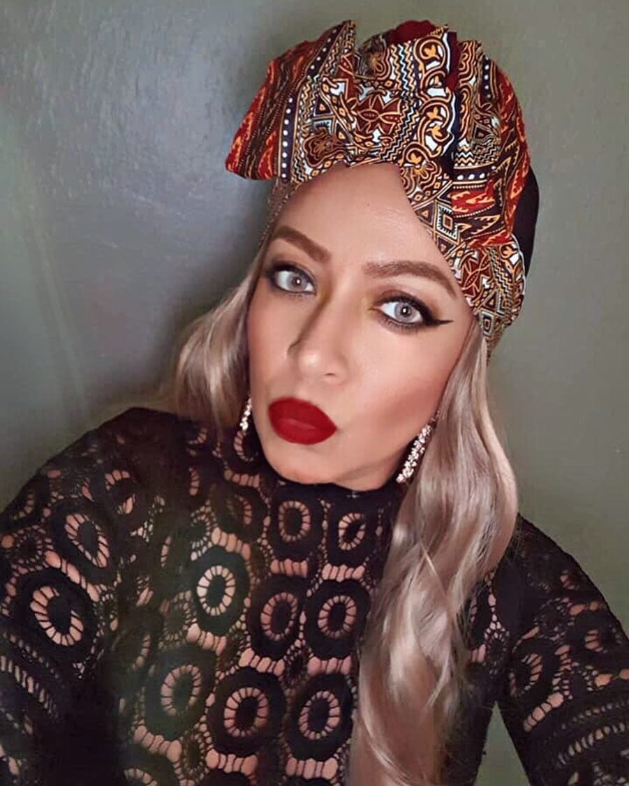 Post 6 by Aziza El Batri on Instagram (image)