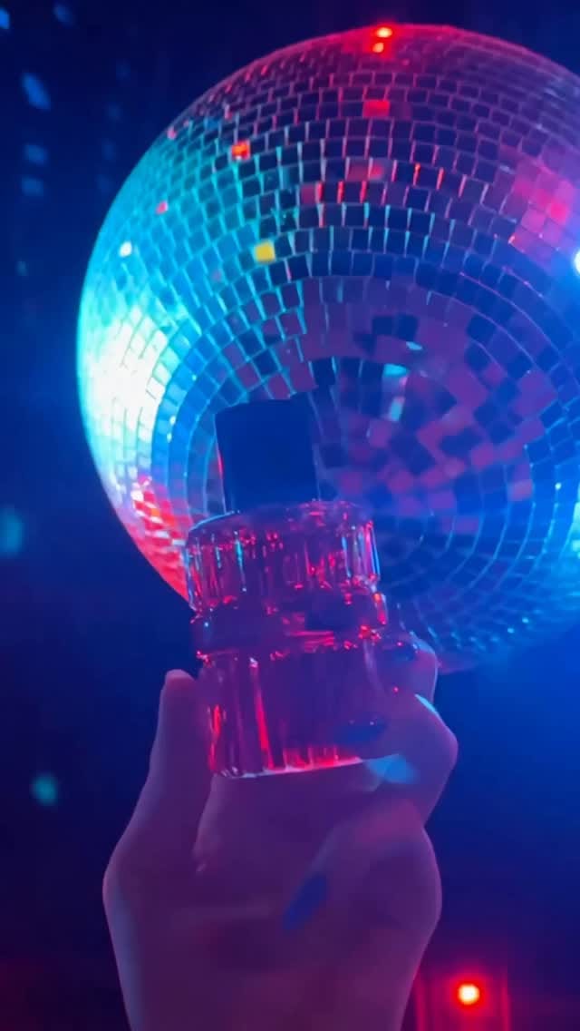 Post 2 by Les Bains Guerbois - Parisian Perfumery on Instagram (video)