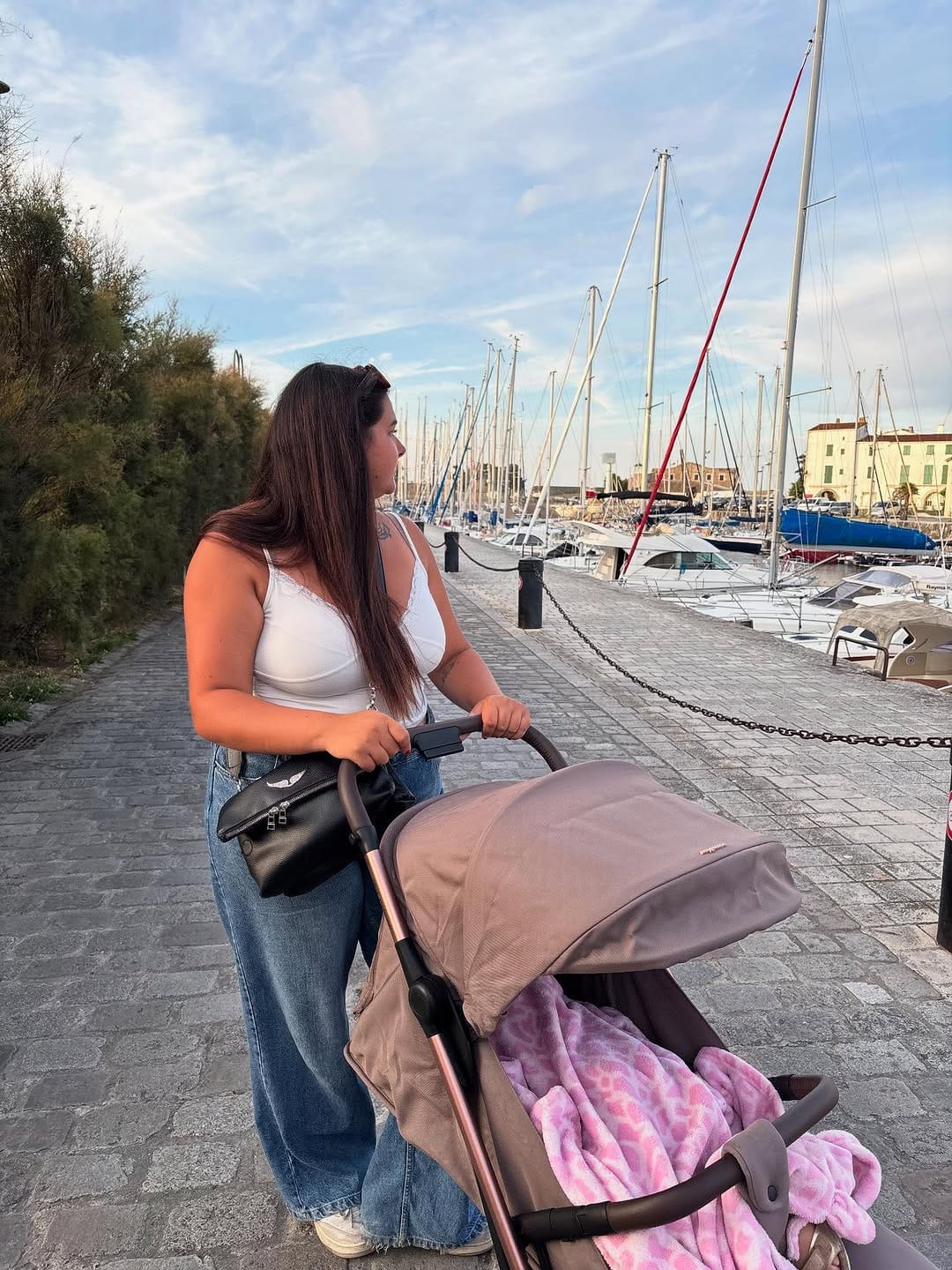 Post 2 by NOÉMIE ❀ on Instagram (carousel)