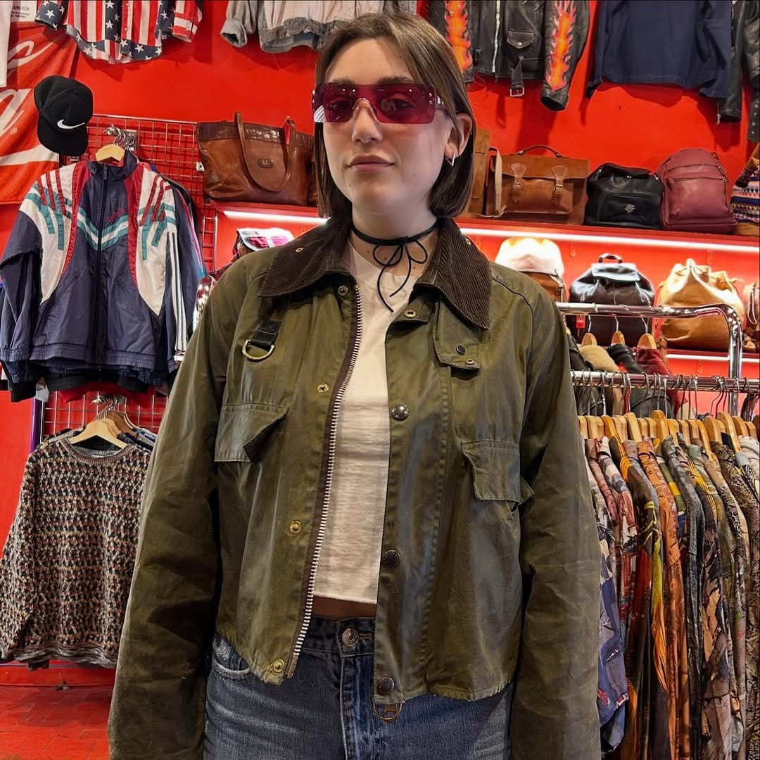 Post 3 by PIFEBO ® VINTAGE SHOP on Instagram (image)