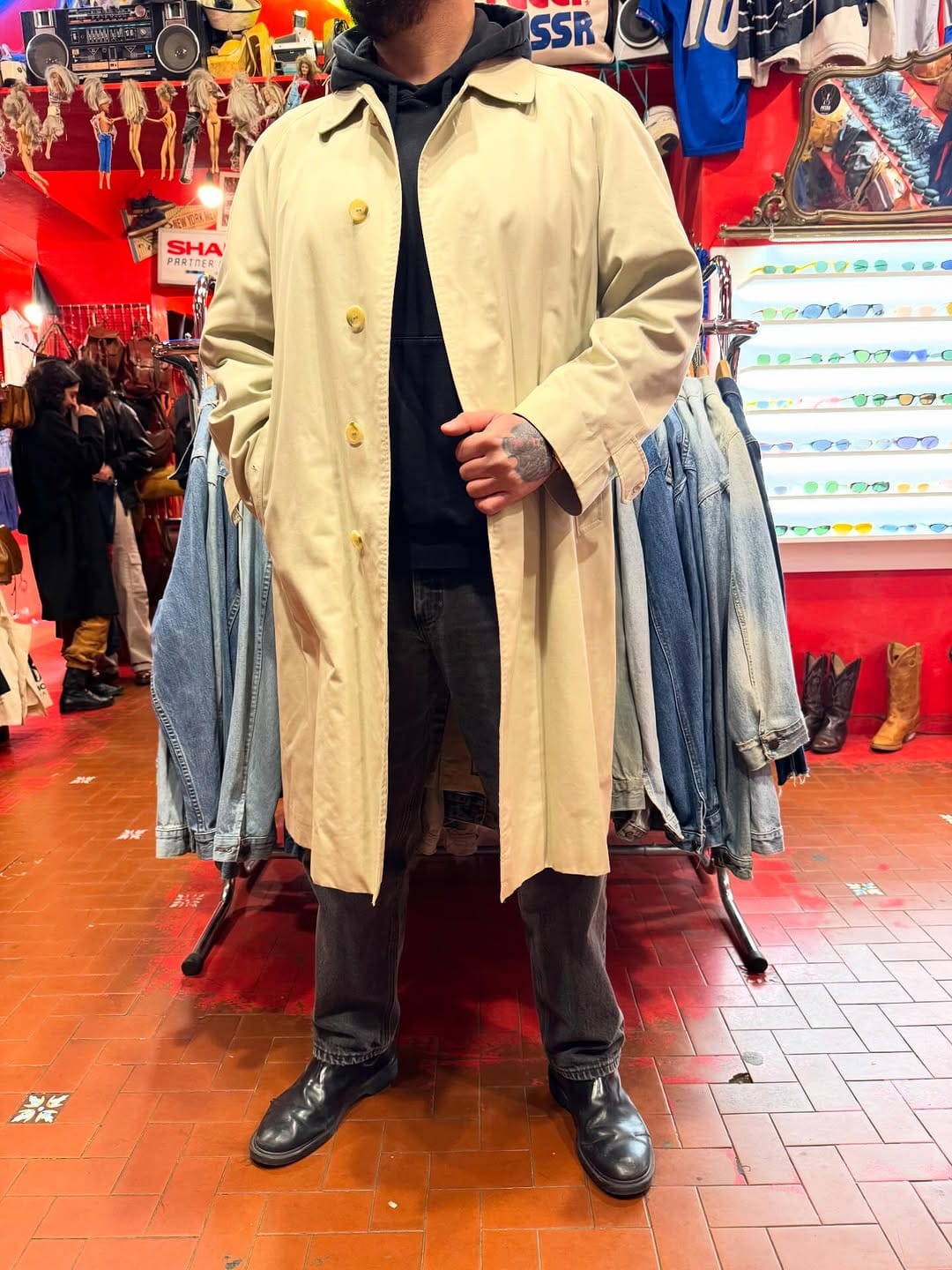 Post 1 by PIFEBO ® VINTAGE SHOP on Instagram (carousel)