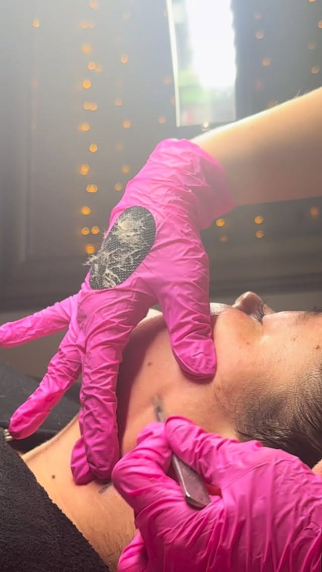 Post 4 by The Plastic Flamingo on Instagram (video)