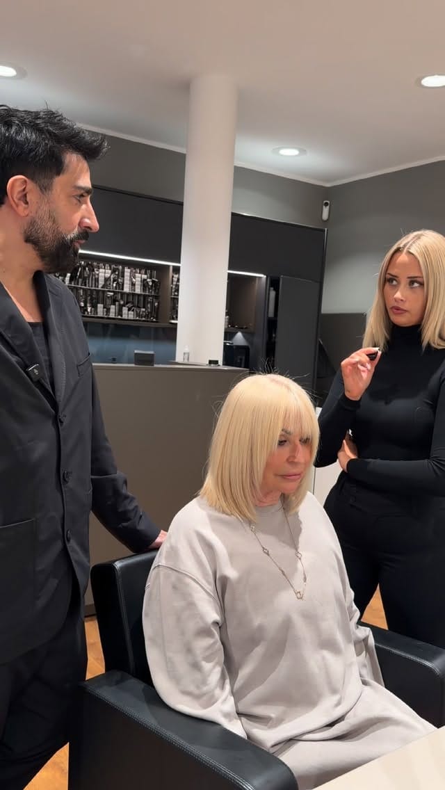 Post 2 by Aus Der Wieschen on Instagram (video)