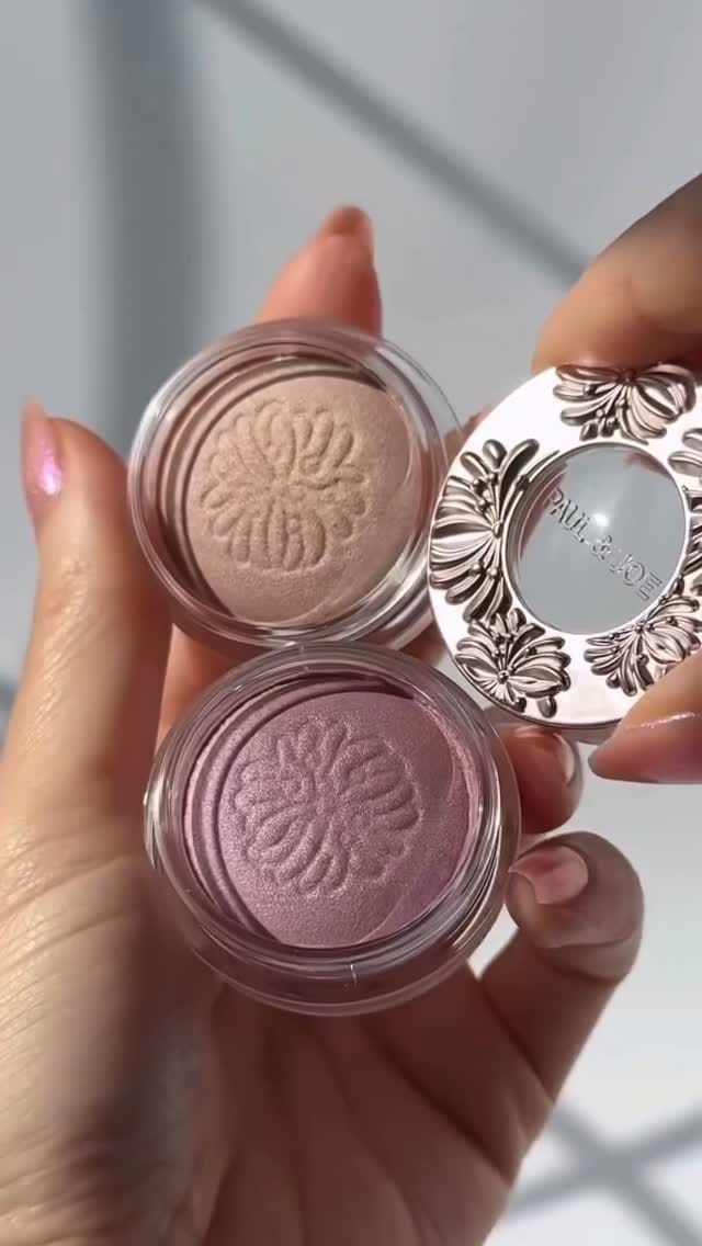 Post 9 by PAUL & JOE BEAUTE UK on Instagram (video)