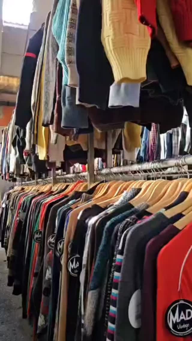Post 8 by Mad Vintage on Instagram (video)