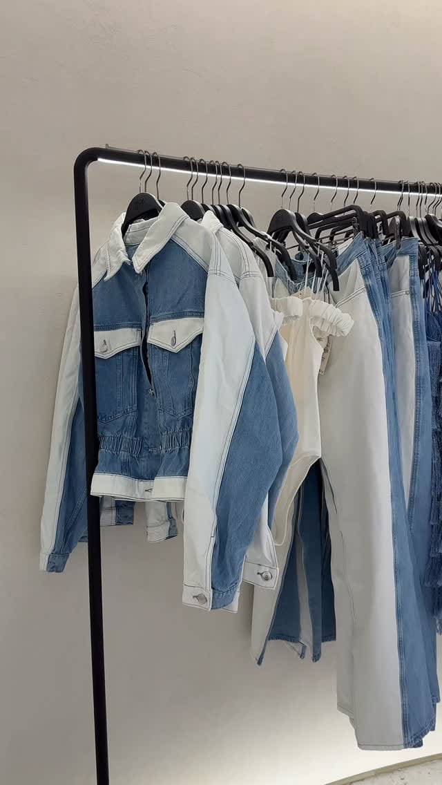 Post 5 by Drn on Instagram (video)