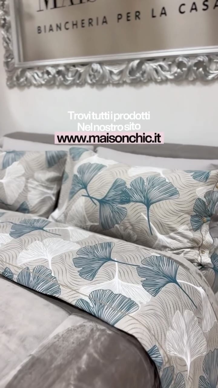 Post 7 by Maison Chic on Instagram (video)