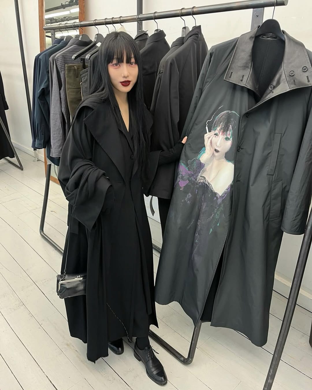 Post 9 by Kié Lee  [ 키에 - キエ ] on Instagram (carousel)