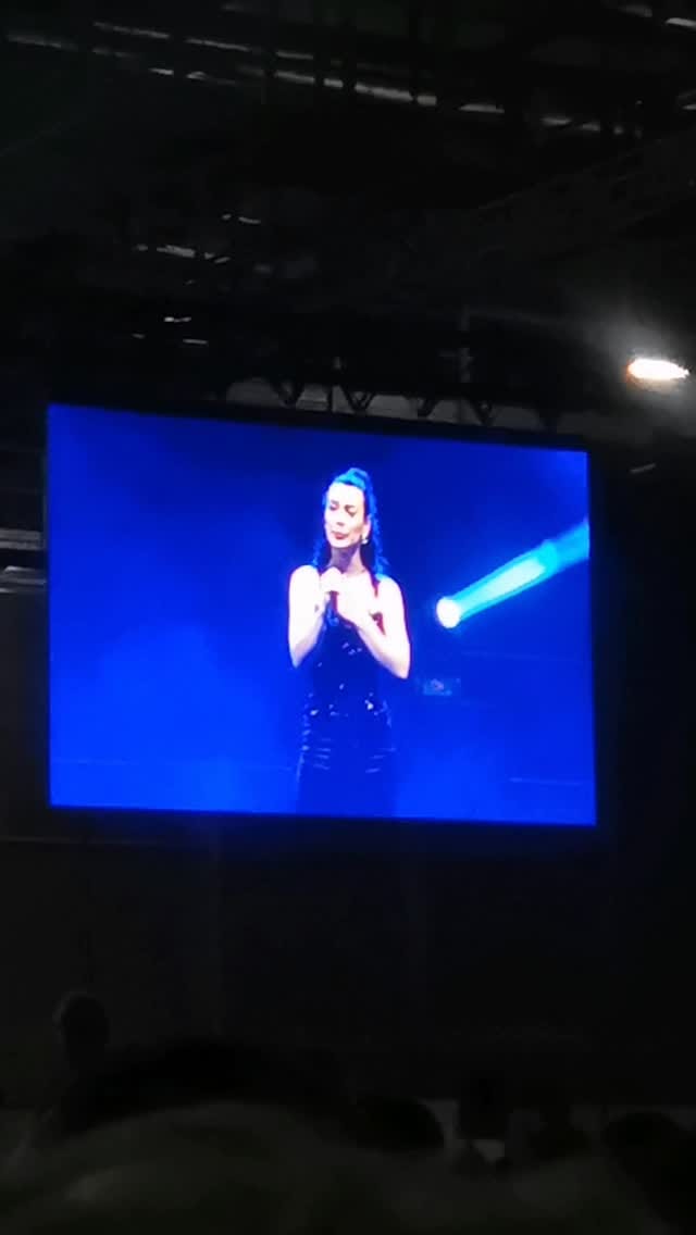 Post 2 by 🌺 Elaena 🌺 on Instagram (video)