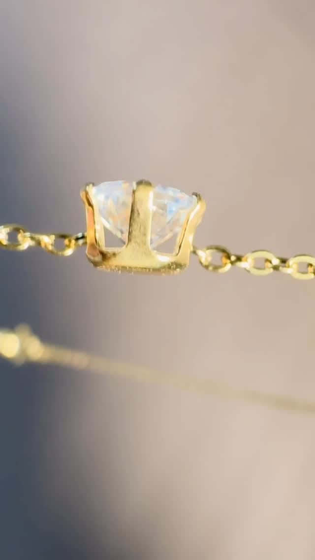 Post 8 by Perles Corner • perles & DIY bijoux - Paris on Instagram (video)