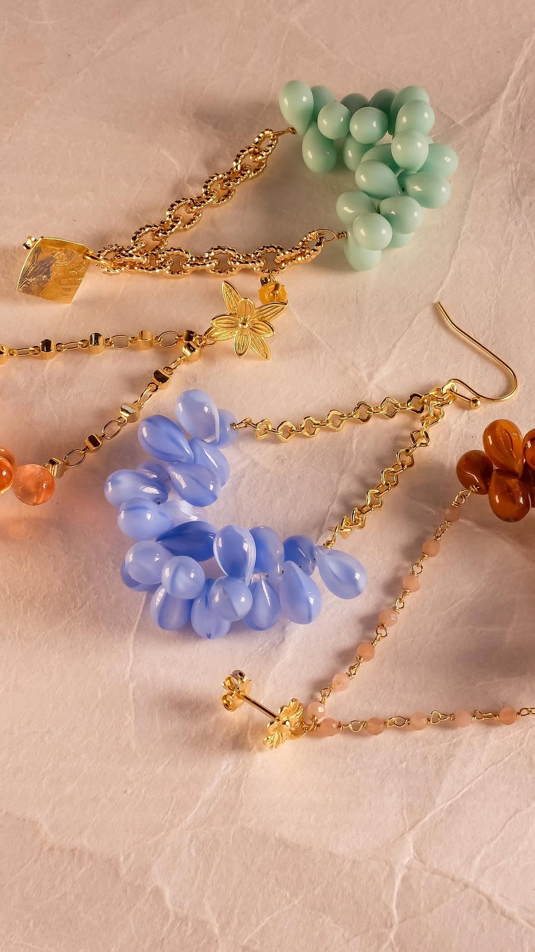 Post 7 by Perles Corner • perles & DIY bijoux - Paris on Instagram (video)