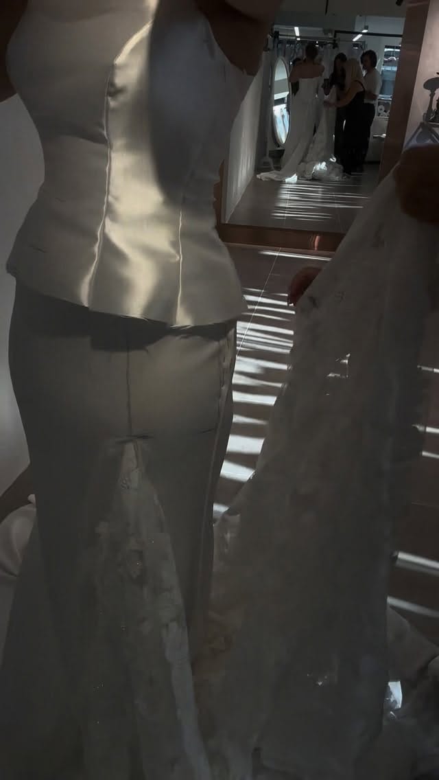 Post 6 by CIGDEM METIN BRIDAL on Instagram (video)