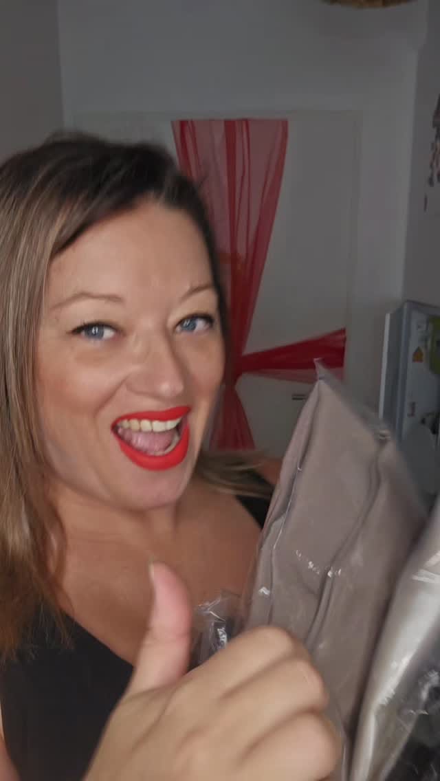 Post 3 by CE REVE BLEU on Instagram (video)