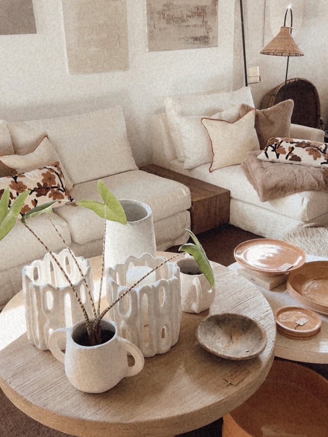 Post 6 by ENVERS DU DECOR on Instagram (image)