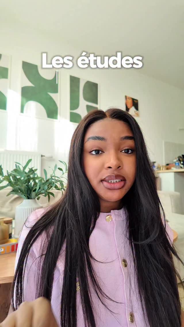 Post 3 by Oumy✨ on Instagram (video)
