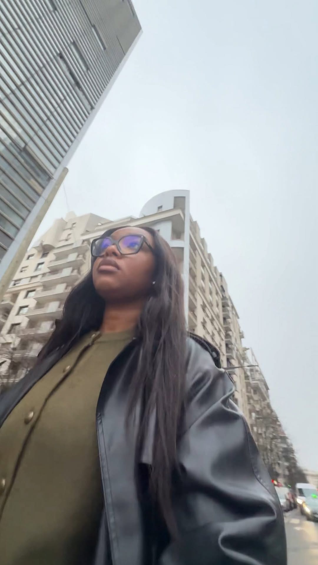 Post 9 by Oumy✨ on Instagram (video)