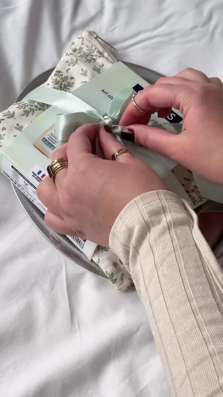 Post 7 by Coslys on Instagram (video)