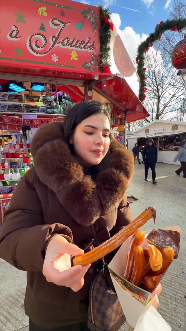 Post 3 by Hajer Hanini on Instagram (video)