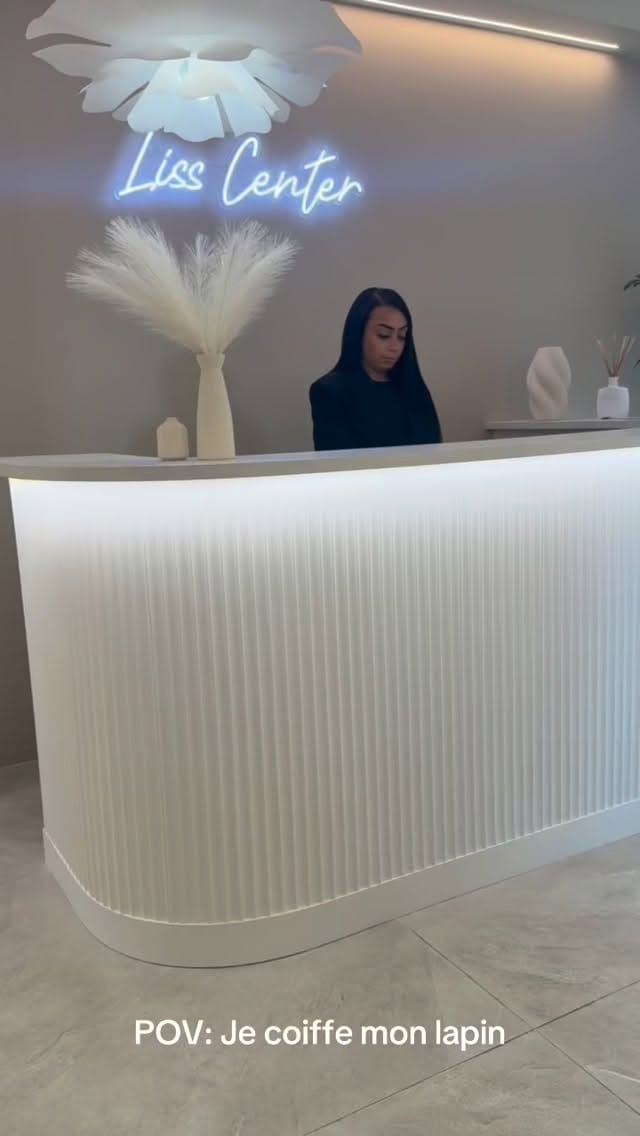 Post 7 by LISS CENTER LYON on Instagram (video)