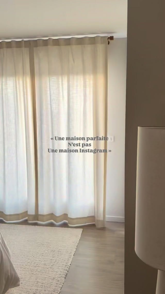 Post 3 by Marie Desré on Instagram (video)