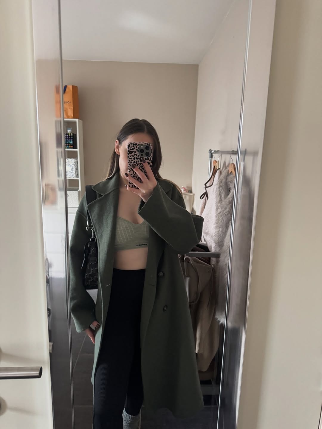 Post 9 by 𝙇𝙖𝙪𝙧𝙚𝙙𝙖𝙣𝙖 𝙈𝙧𝙩🏴‍☠️ on Instagram (carousel)