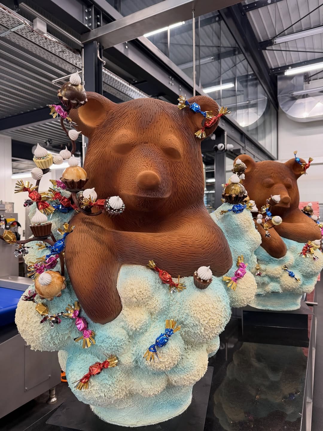 Post 8 by Fabrice Gillotte on Instagram (carousel)