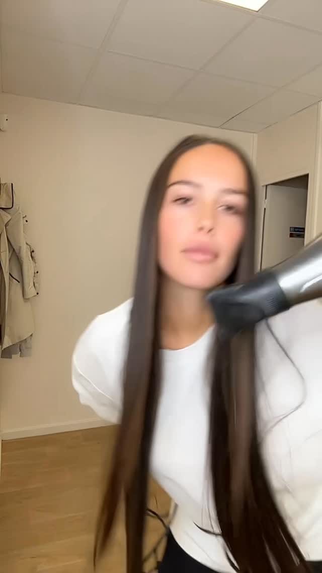 Post 7 by LE STUDIO DU LISSAGE on Instagram (video)