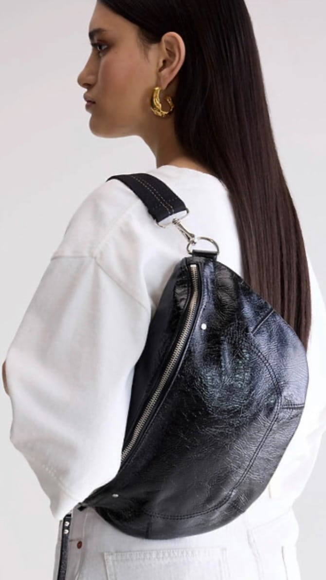 Post 10 by Capsule Store on Instagram (video)