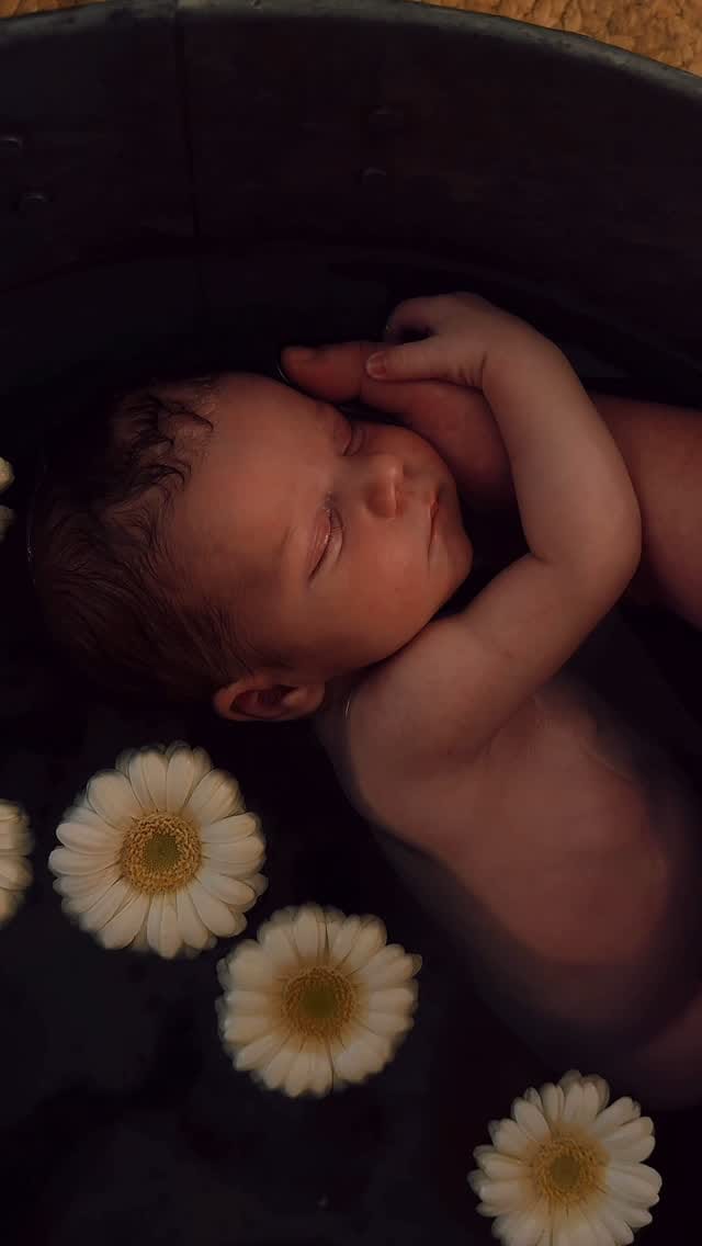 Post 8 by Maman bébé centre de bien être 🫧 on Instagram (video)