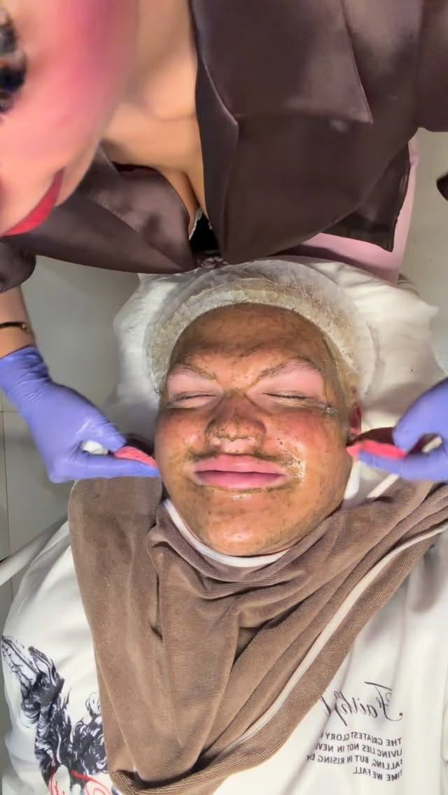 Post 1 by Your Beauty Therapist ✨ on Instagram (video)