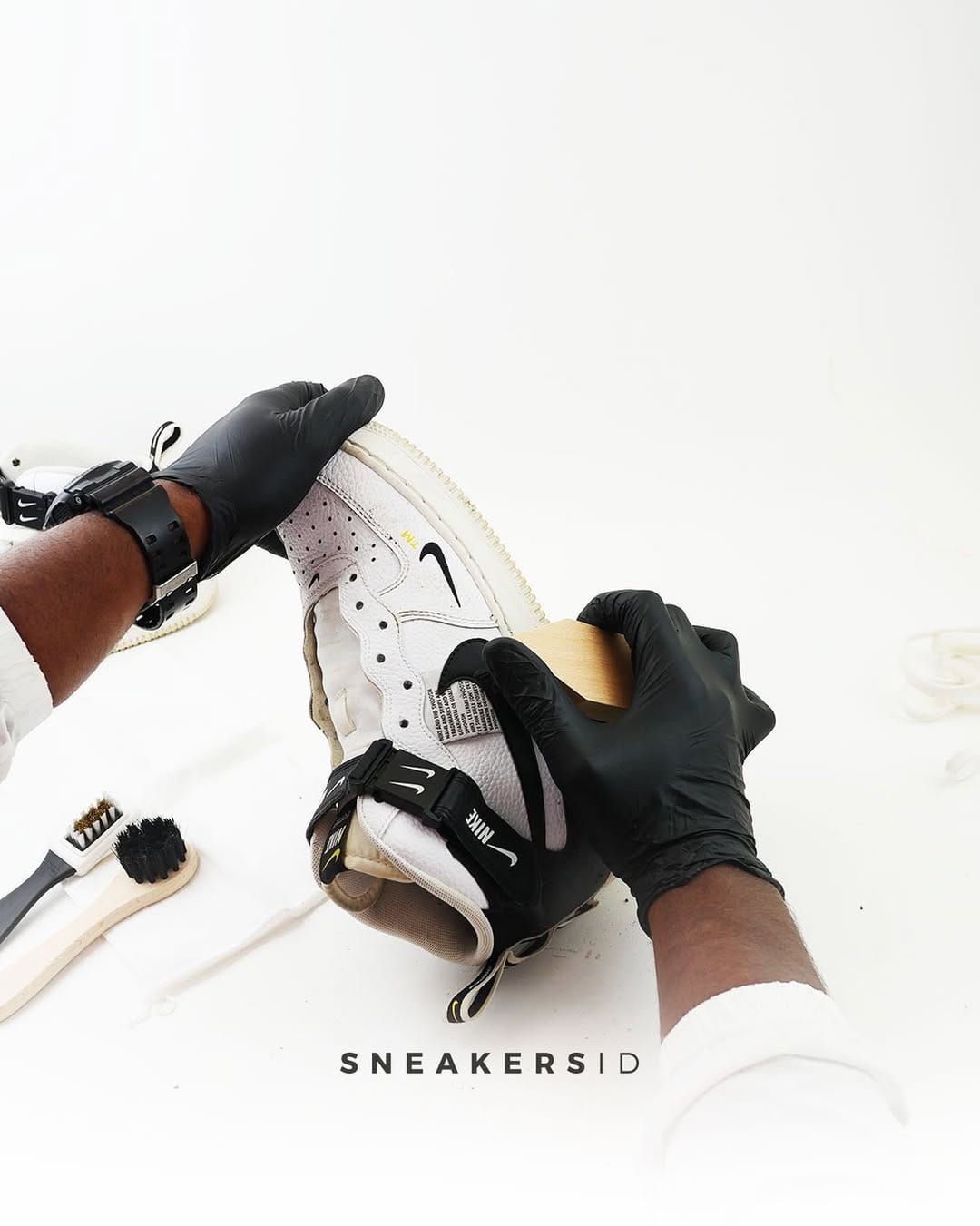 Post 9 by SNEAKERS ID on Instagram (image)