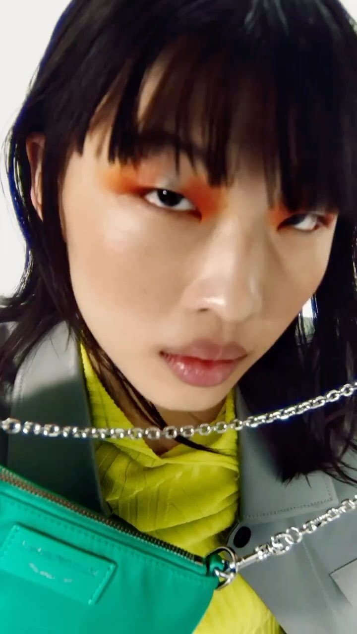Post 10 by chloe lau on Instagram (video)