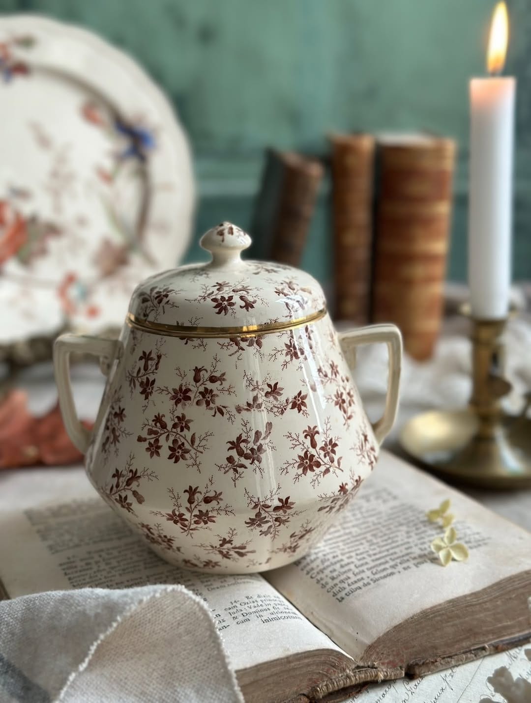 Post 4 by Joanna • La Longère • Décoration Brocante on Instagram (carousel)
