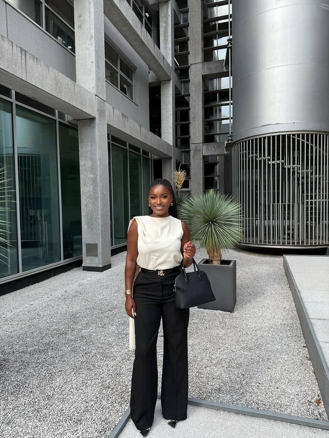 Post 6 by Stella Mc 🇬🇦 on Instagram (carousel)