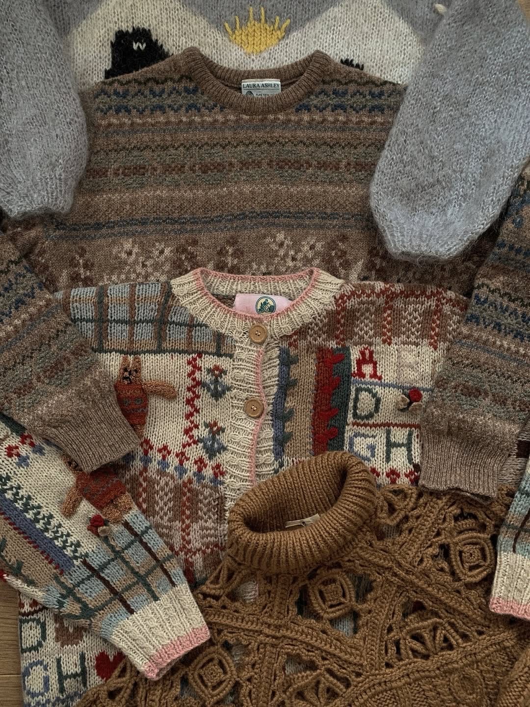 Post 7 by Wanderlust Vintage on Instagram (image)