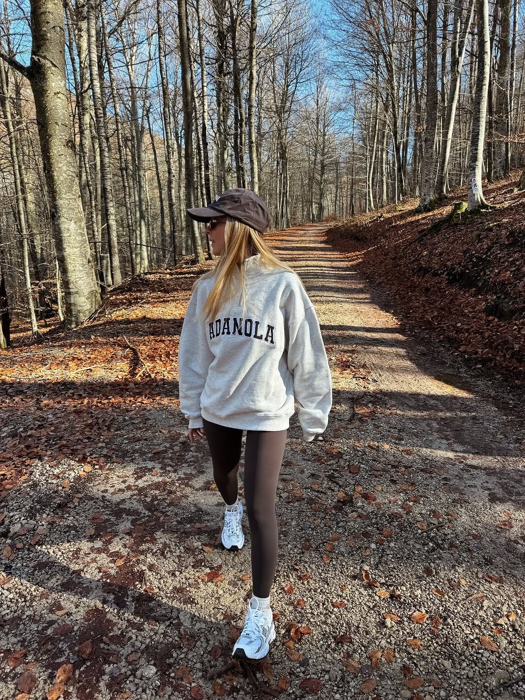 Post 1 by Mégane Silva Ribeiro on Instagram (carousel)